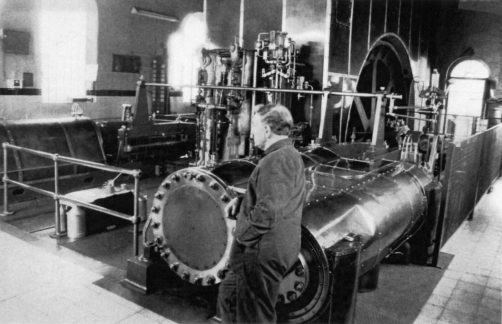 Rawdon Colliery Winding Engine - Copyright © NMRS Records: Geoff Hayes Collection