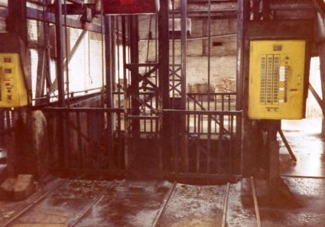 No 4 Shaft Top 1981 Copyright © Malcolm Street and licensed for reuse under this Creative Commons Licence
