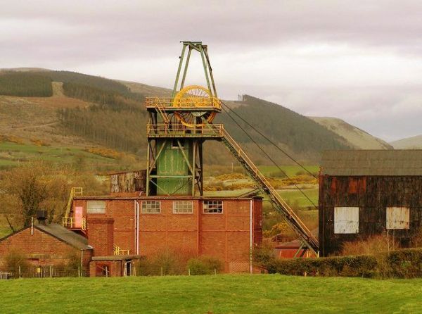 Florence Mine © Copyright Peter Eckersley and licensed for reuse under this Creative Commons Licence