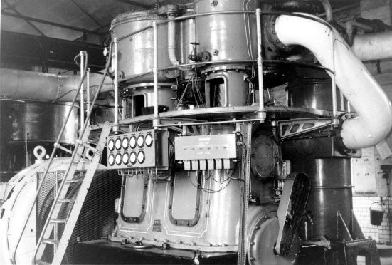Bellis and Morcom air compressor