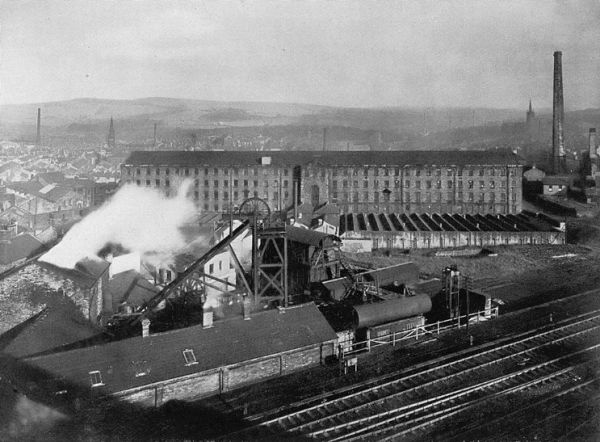 Scaitcliffe Colliery Photograph by Tarboat and reproduced here with kind permission